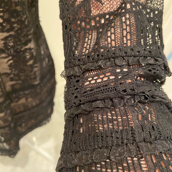 Parker lace dress - Picture 3 of 13